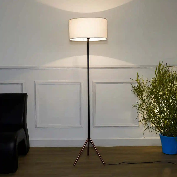 Mizuko Matte Black and Copper Floor Lamp With Off White Cotton Shade