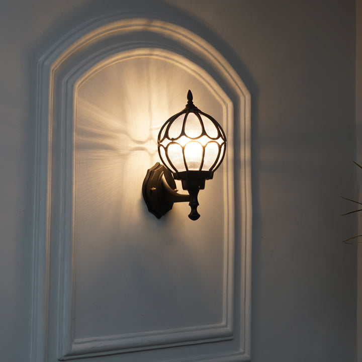 BRINDOX Decorative Aluminum Outdoor Wall Lamp in Black Finish