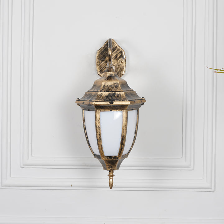 QUILVEX Decorative Aluminium Outdoor Wall Lamp in  Antique Gold Finish