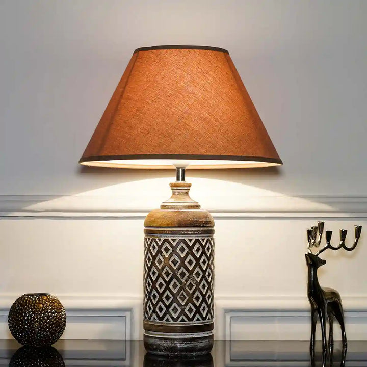 Elvis natural carved wood table lamp With Beige Cotton Shade