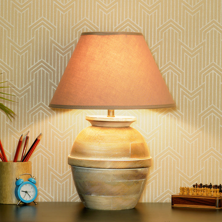 CHELSFIELD natural wood table lamp With Cotton Shade