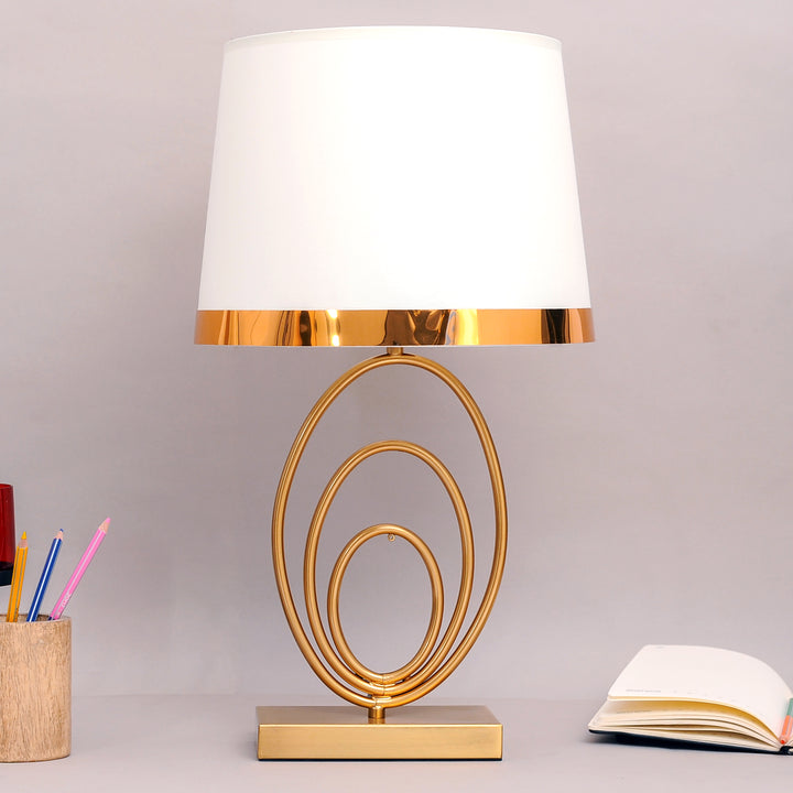 FENERTY Ultra Luxe Glam Table Lamp With Shade
