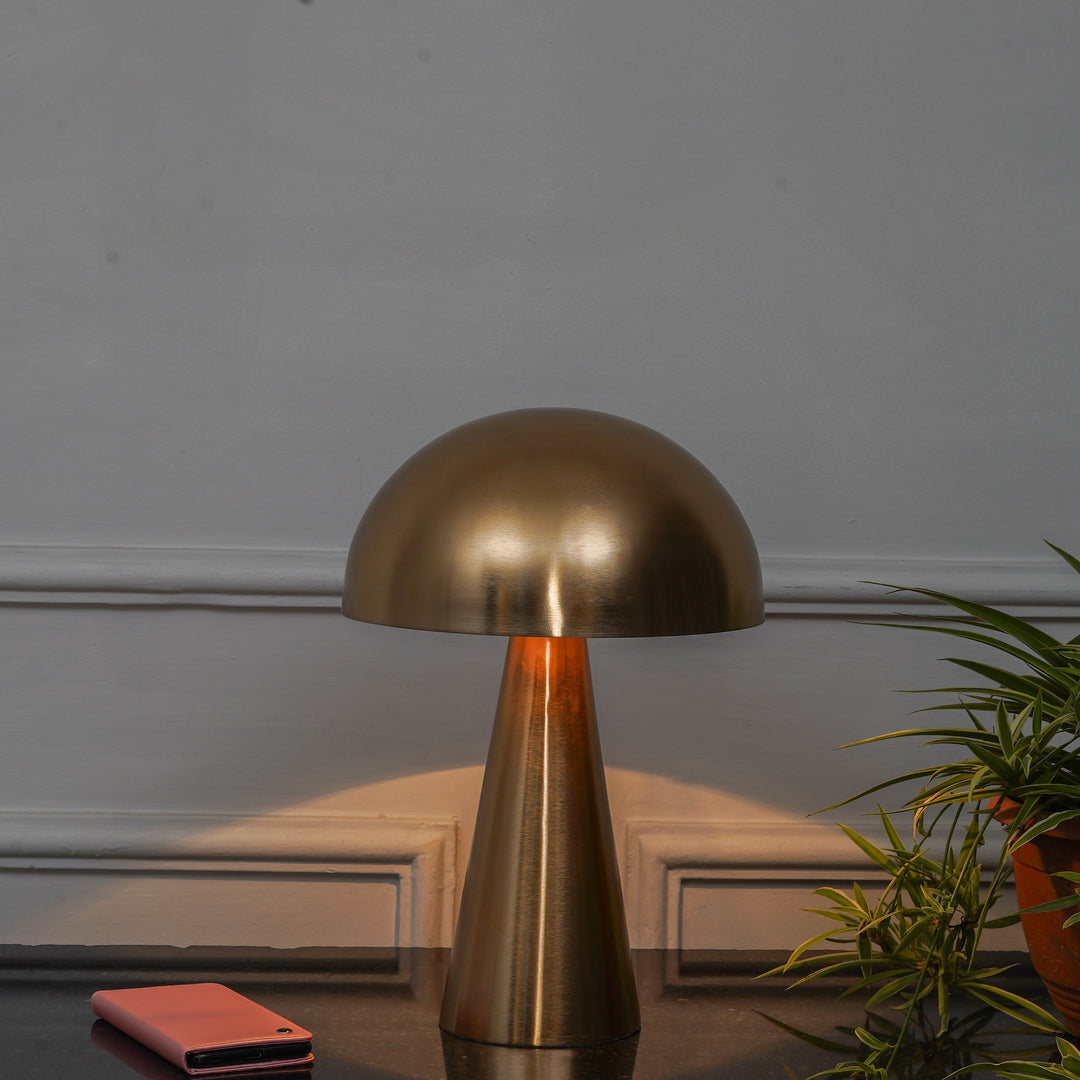 FUNGO Single Light Table Lamp In Brass Finish