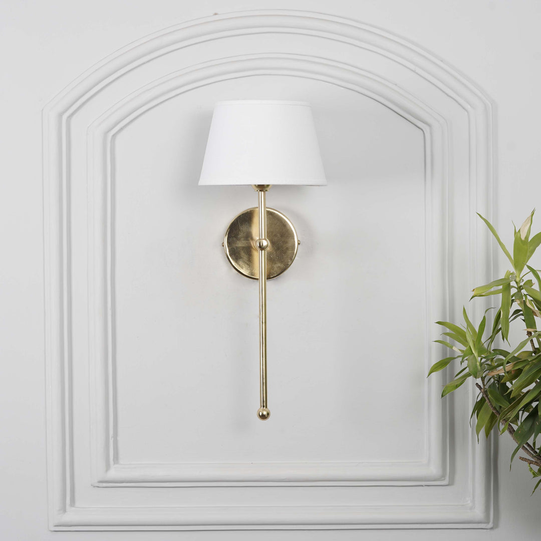 WOODY Metal Shine Brass Finish Wall Light