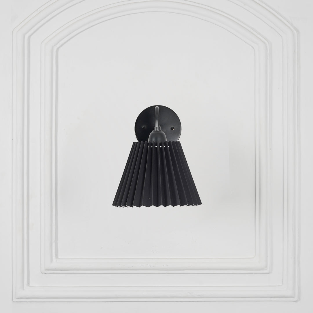 POSSIO Single-Light Wall Fitting with Black Shade and Black Finish Metal