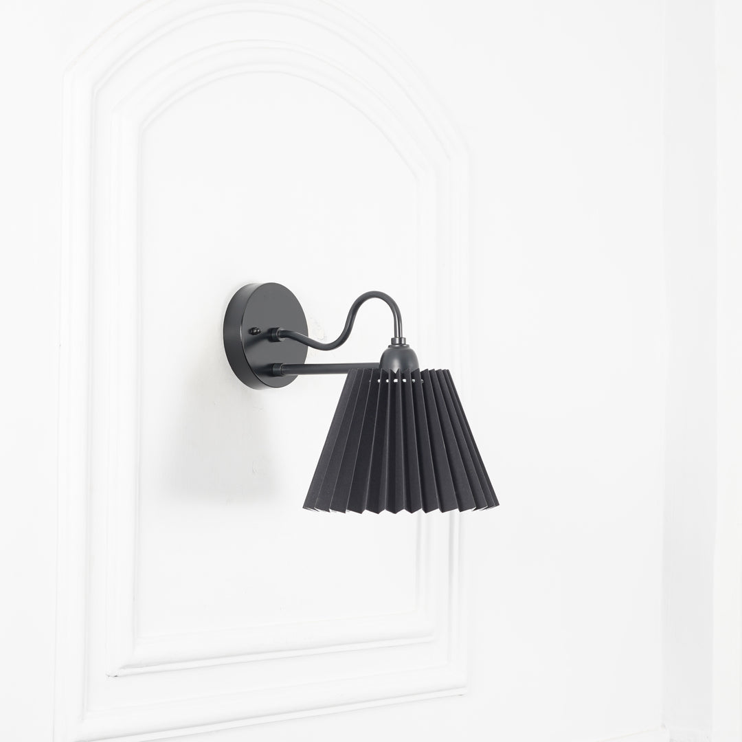 POSSIO Single-Light Wall Fitting with Black Shade and Black Finish Metal