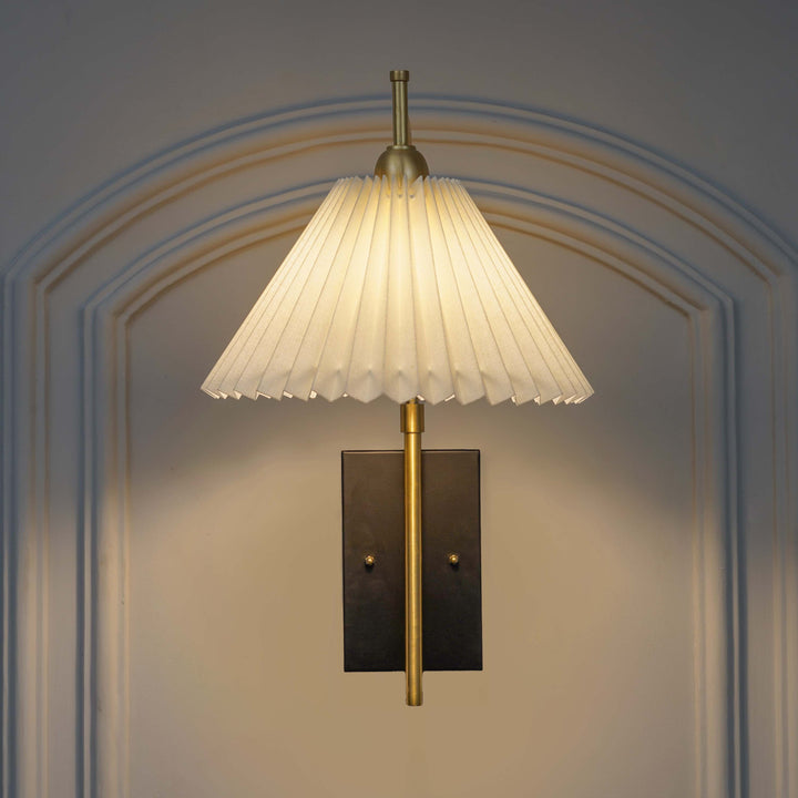 KIANIA Single Light Wall Fitting in Black & Brass Finish Metal With White Cotton Shade