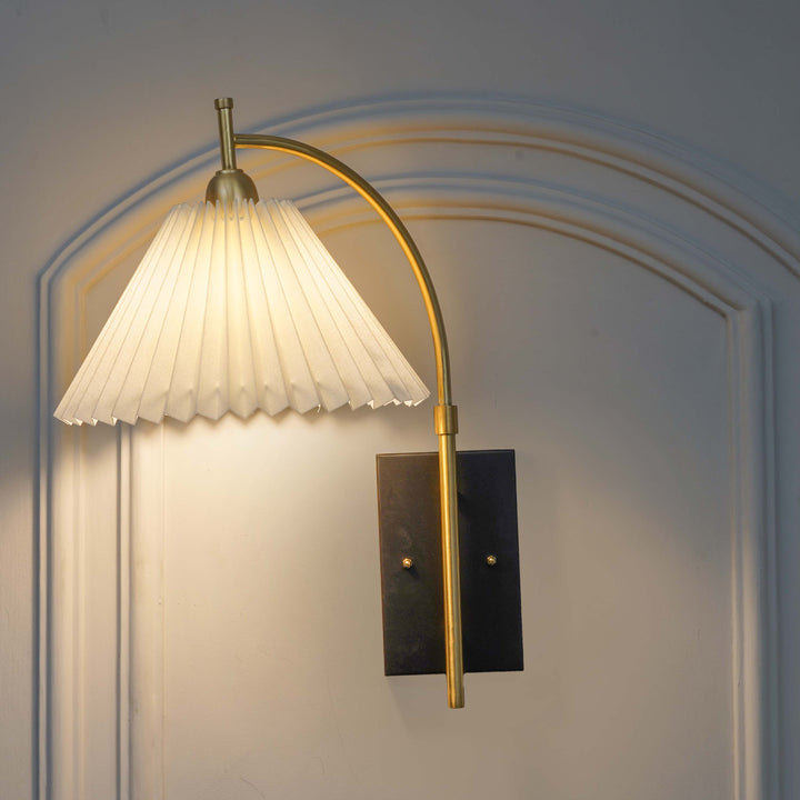 KIANIA Single Light Wall Fitting in Black & Brass Finish Metal With White Cotton Shade