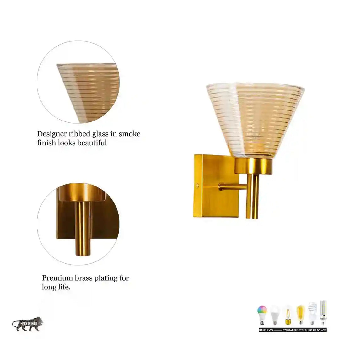 Sagara Single Arm Wall Light in Brass Finish