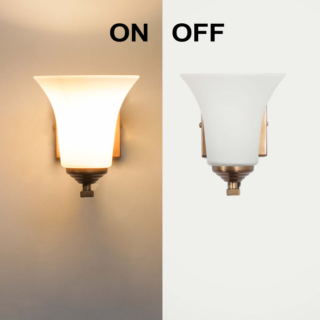 ANDRETTI Single Light Bathroom Wall Fitting In Metal with White Glass