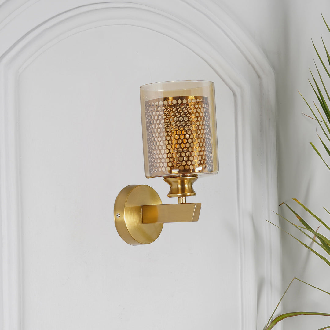 LAMBETH Single Light Wall Fitting In Brass Finish Metal With Amber Glass