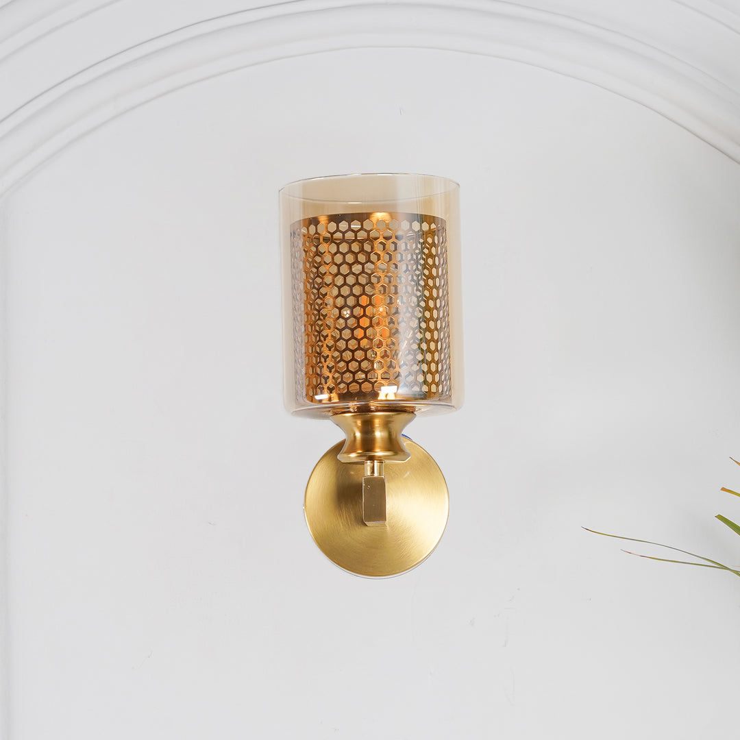 LAMBETH Single Light Wall Fitting In Brass Finish Metal With Amber Glass