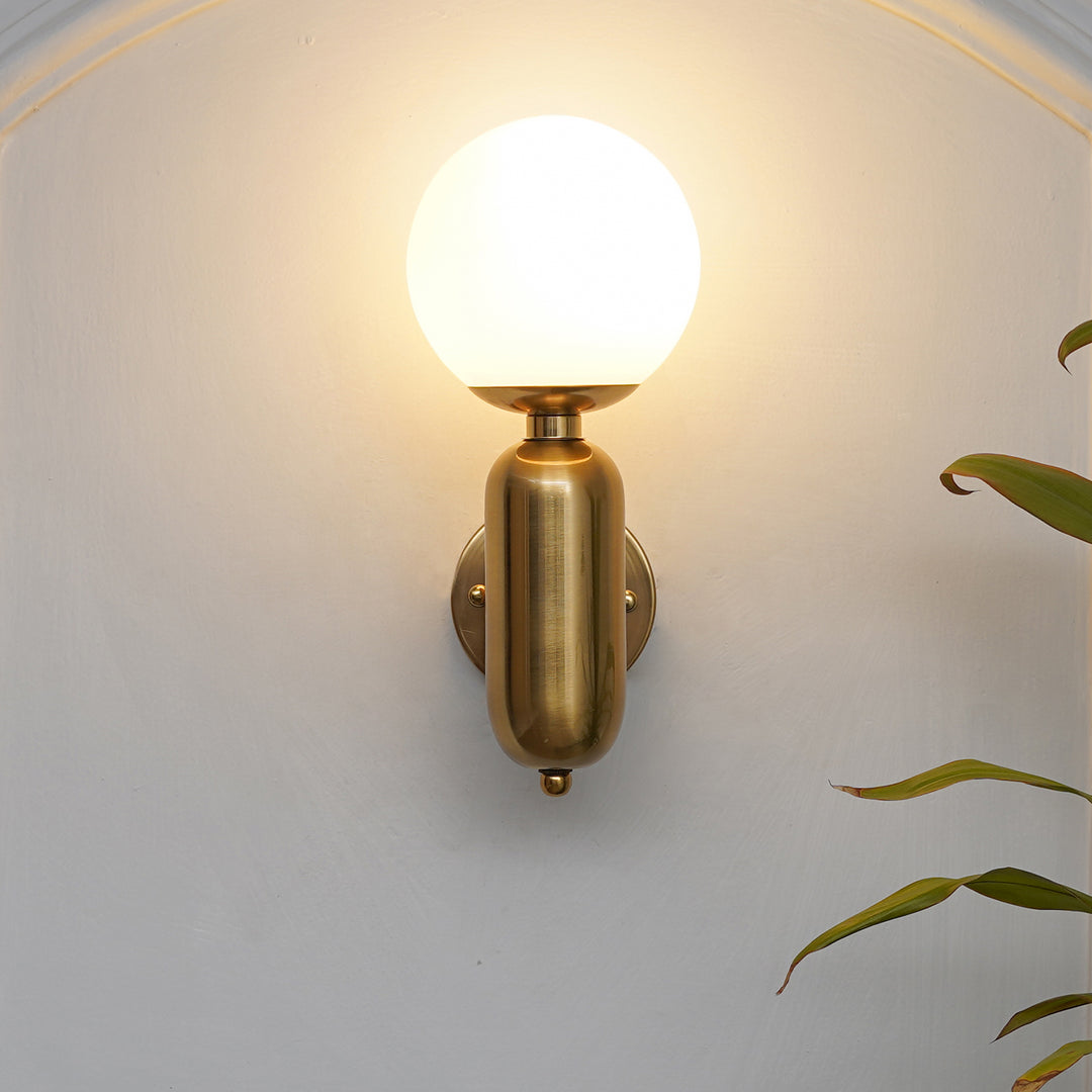 SEEBER Torche White Globe Wall Light