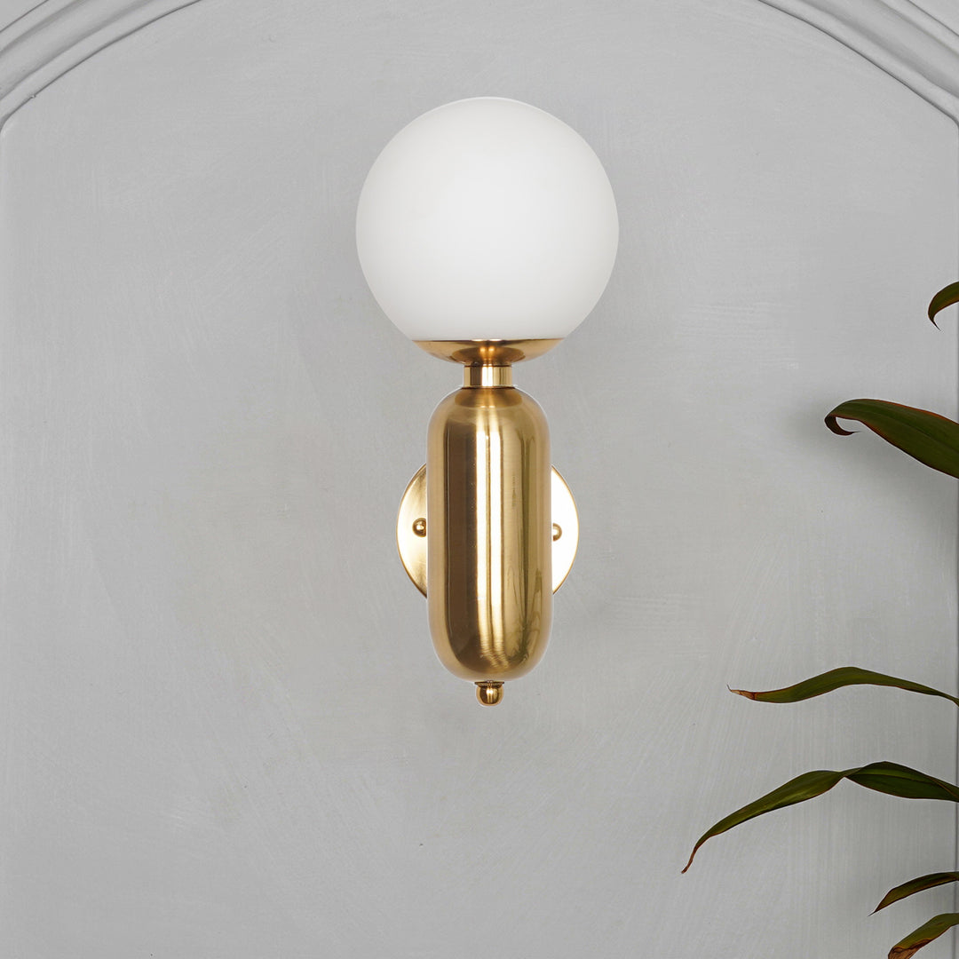 SEEBER Torche White Globe Wall Light