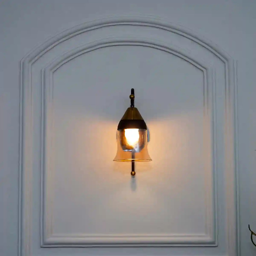 Cassis Single Light Glass and Metal Wall Light