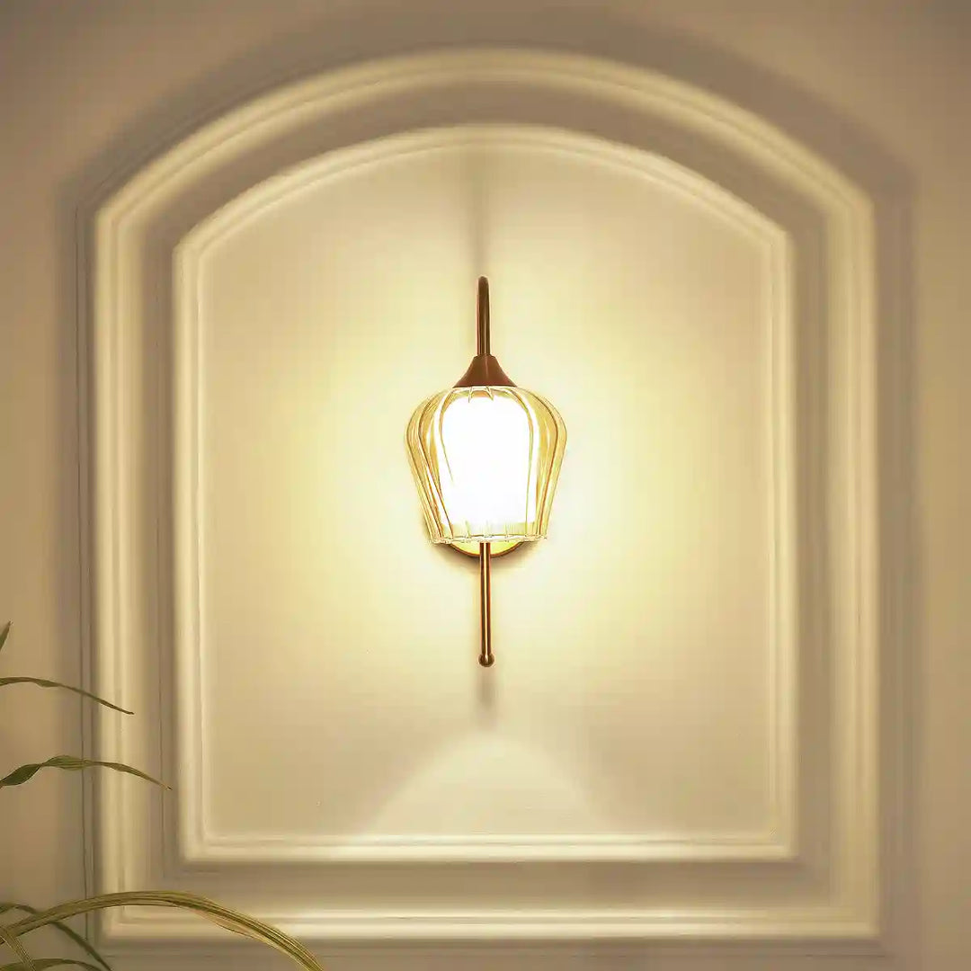 Zeke Single Light Wall Light