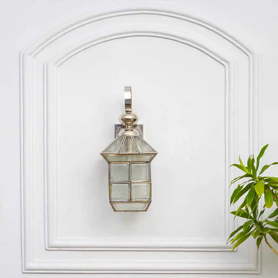 Calsada Classic Chrome Finish Brass & Glass Wall Light