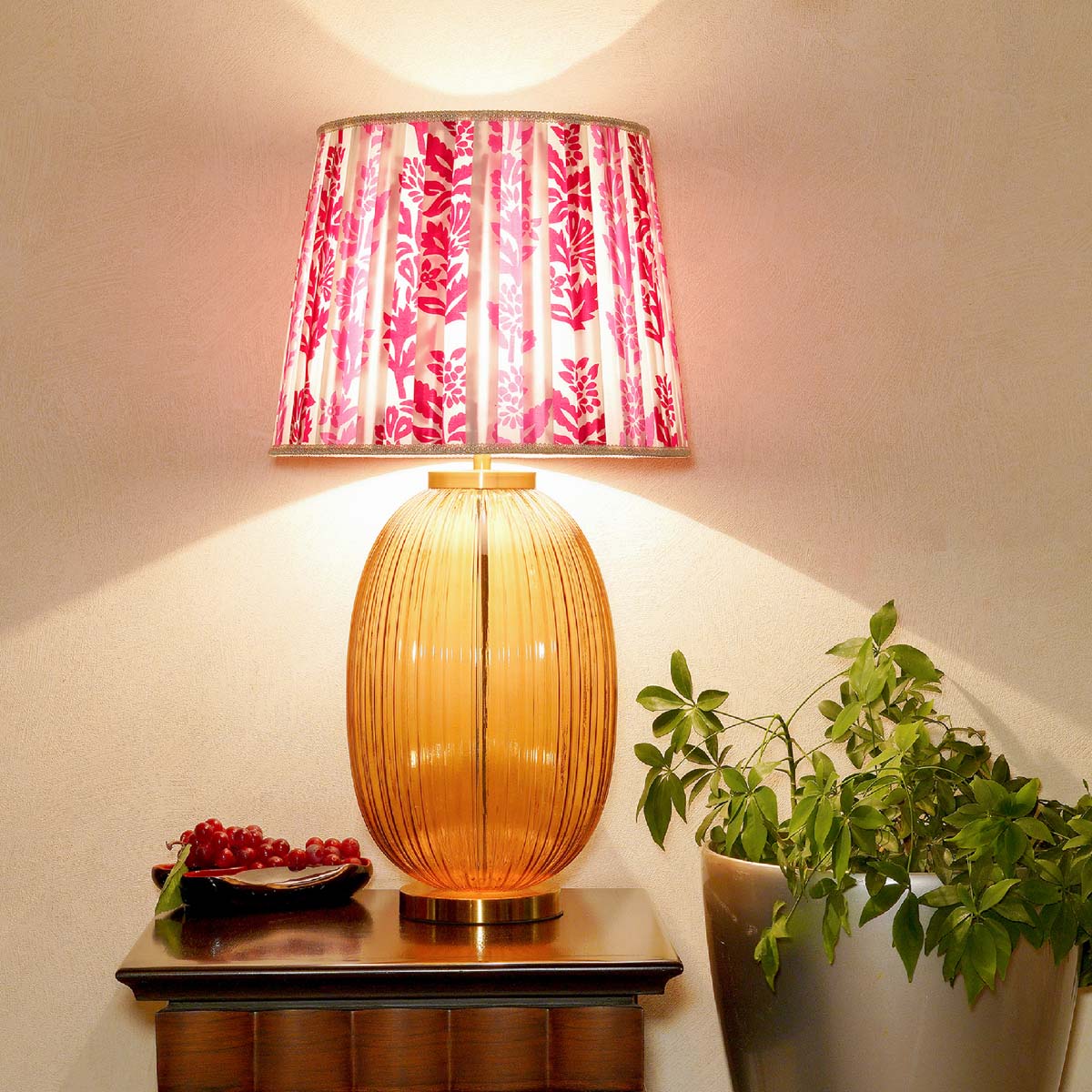 Antique glass deals table lamps